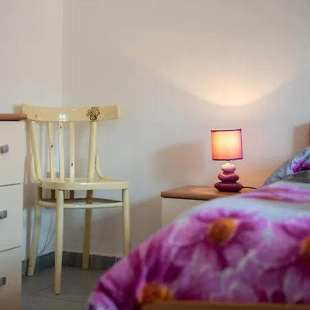 Casa Di Flo' Apartment