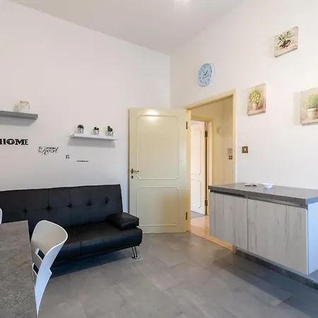 Casa Di Flo' Apartment